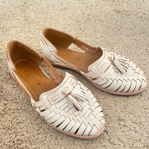 Agave Girl - Nora Tassel Huaraches - Picture 3 of 4